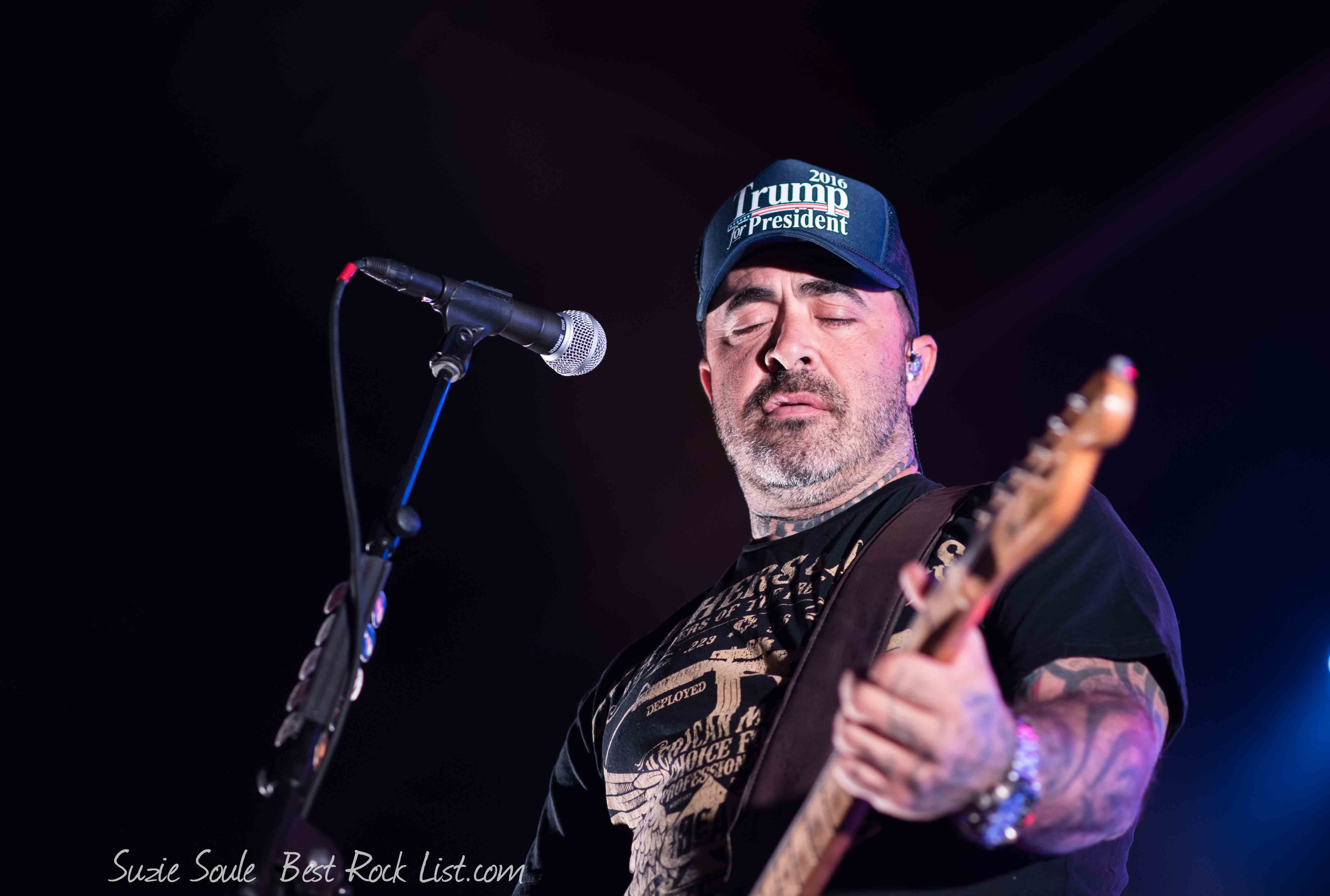 Aaron Lewis Wiki - 7xyhjyv